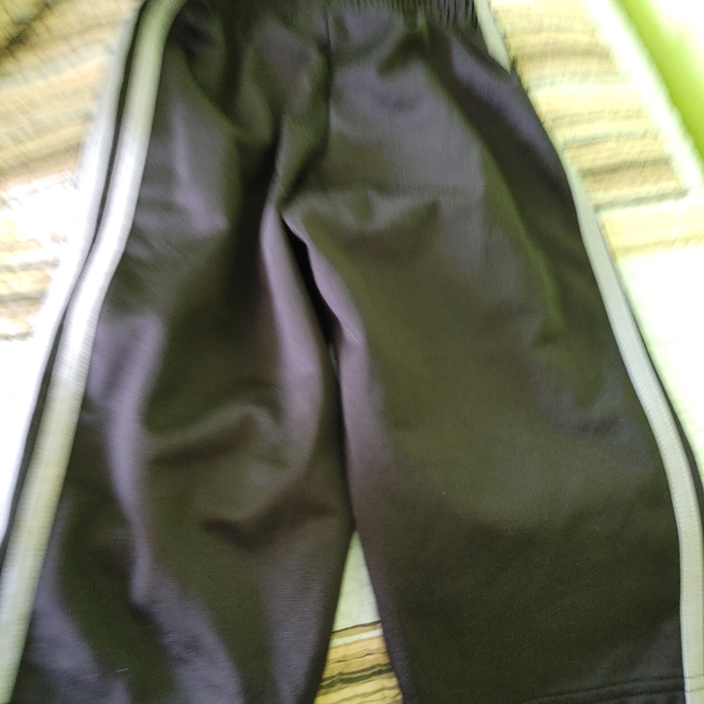 Adidas pans size 2